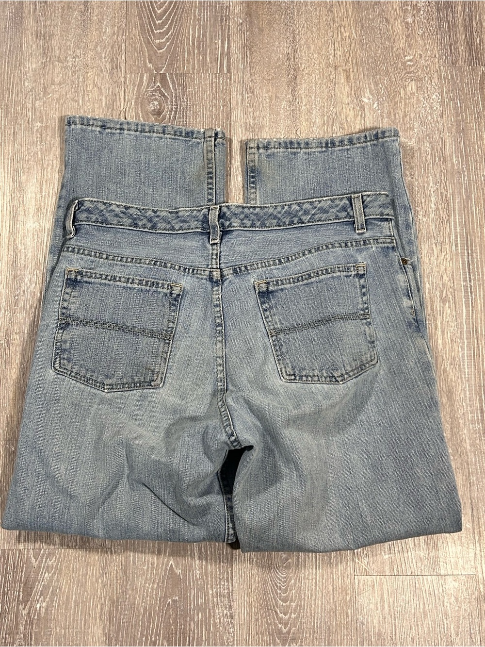 Van Heusen Men's Jeans 34x29 Light Wash Relaxed Straight Leg 100% Cotton